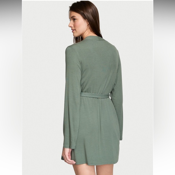 NWT Victoria’s Secret Ribbed Modal Short Robe - Picture 2 of 15